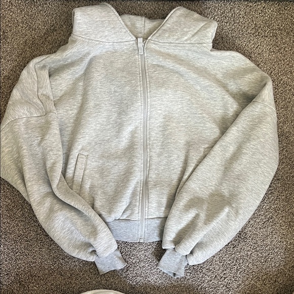 Women's Marshmallow Gray Zip-Up Hoodie - Picture 3 of 5